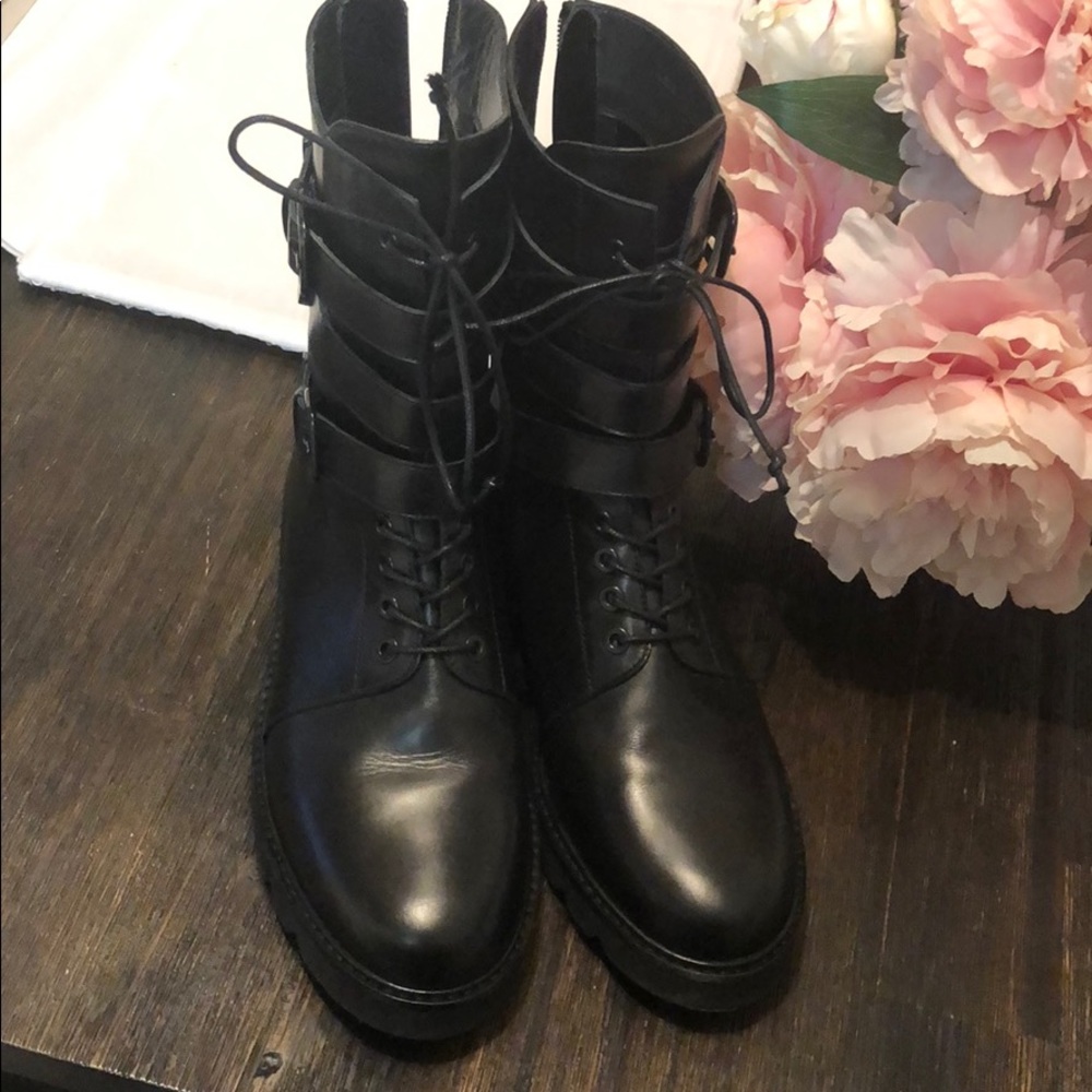 Stuart weitzman